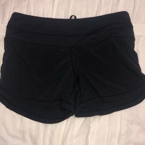 Lululemon Run times short 4-way Stretch 4”